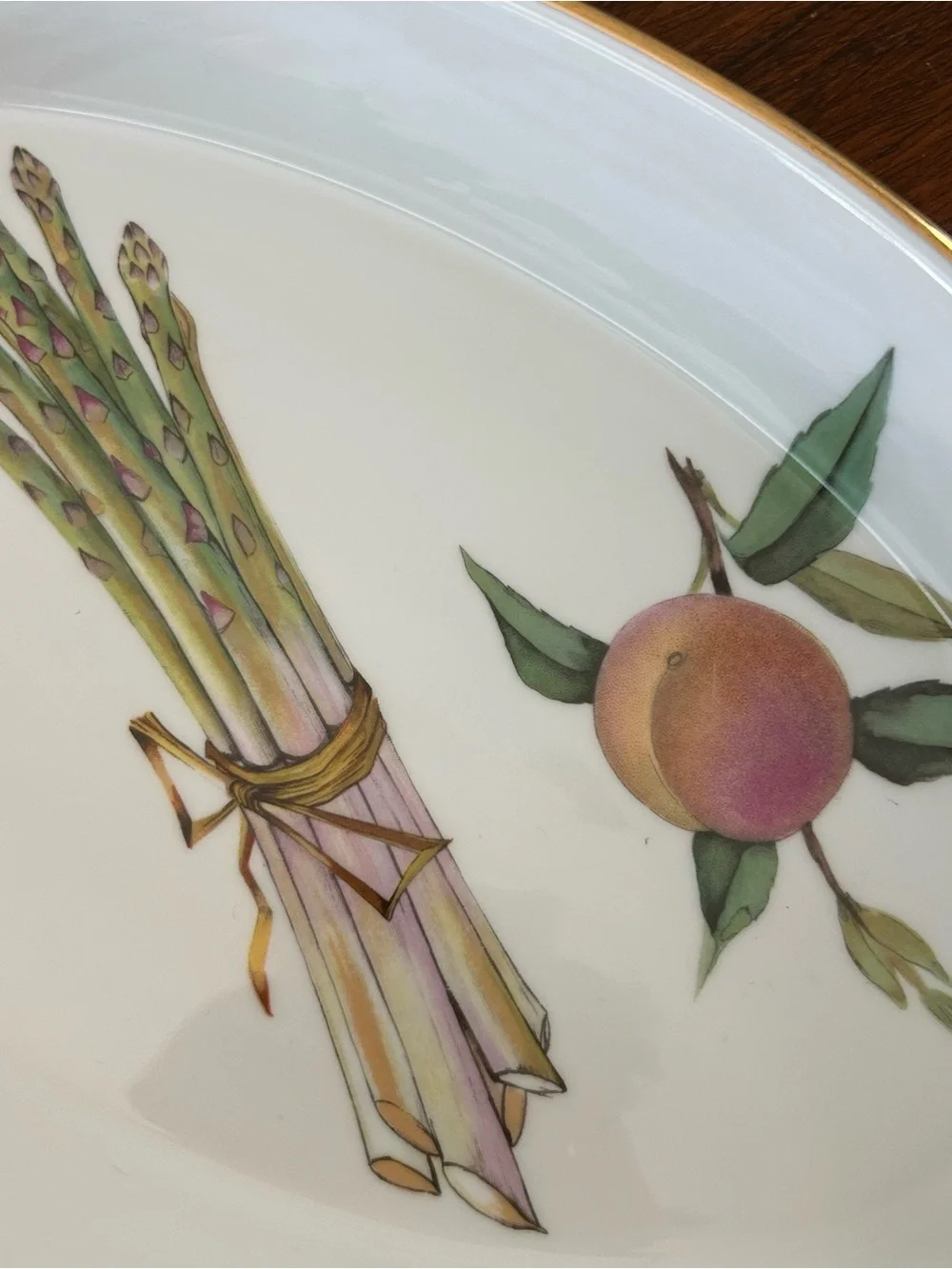Vintage Royal Worcester Evesham Gold Oval Baker – Shape 30, Size 4